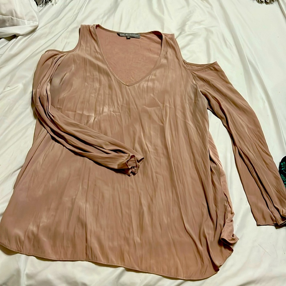 Lola and Sophie flowy top